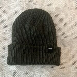 Vuori Beanie brand new